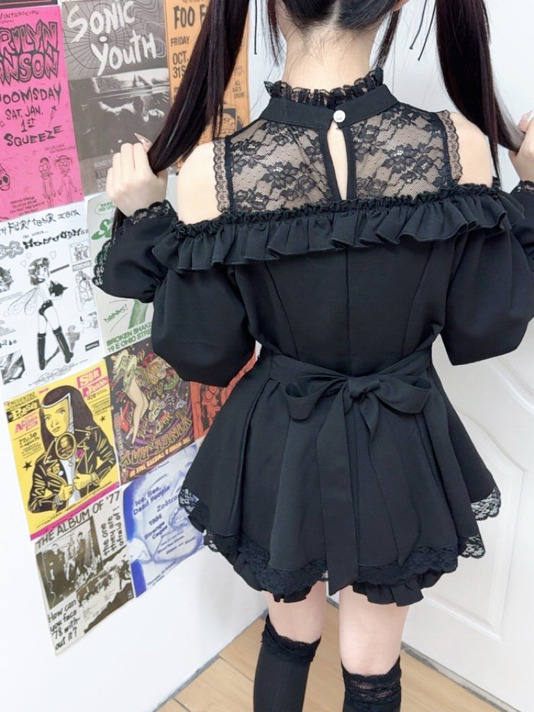 Mini dress and jewel brooch set