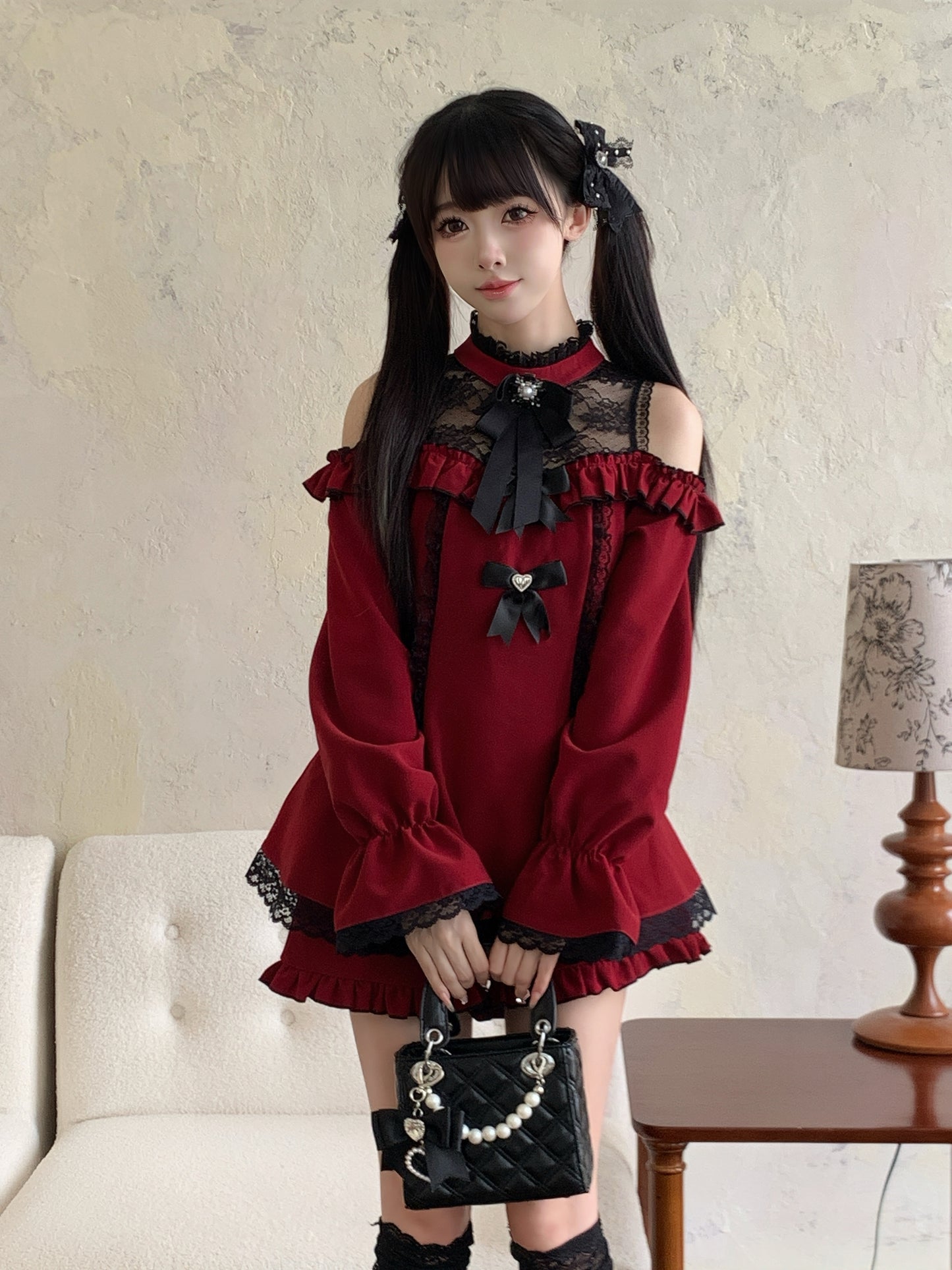 Mini dress and jewel brooch set