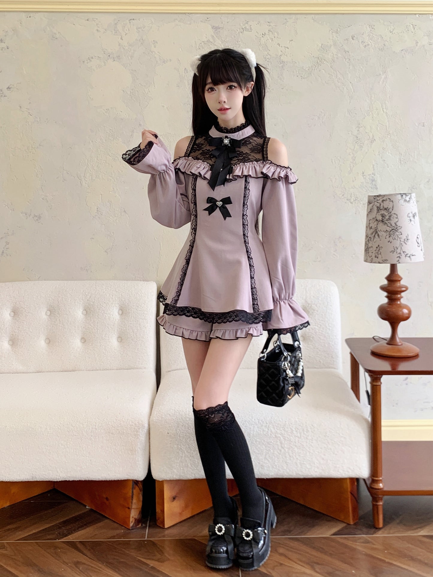 Mini dress and jewel brooch set