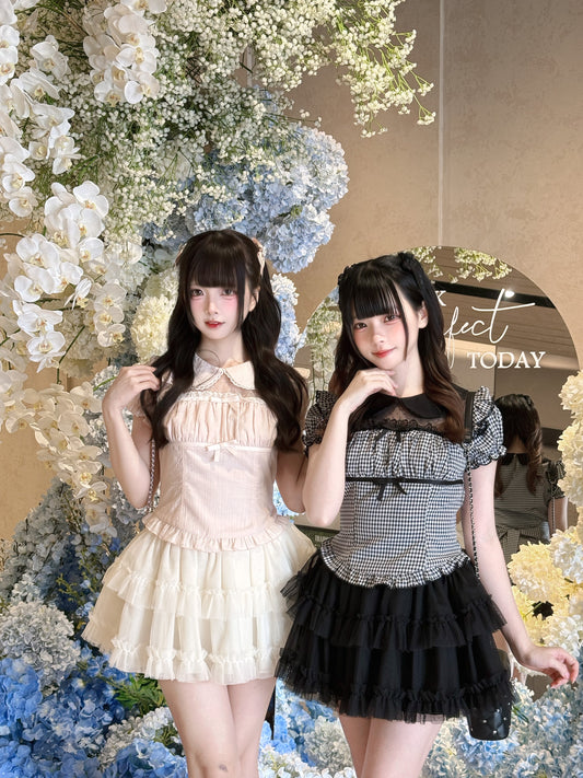 Gathered frill lace blouse