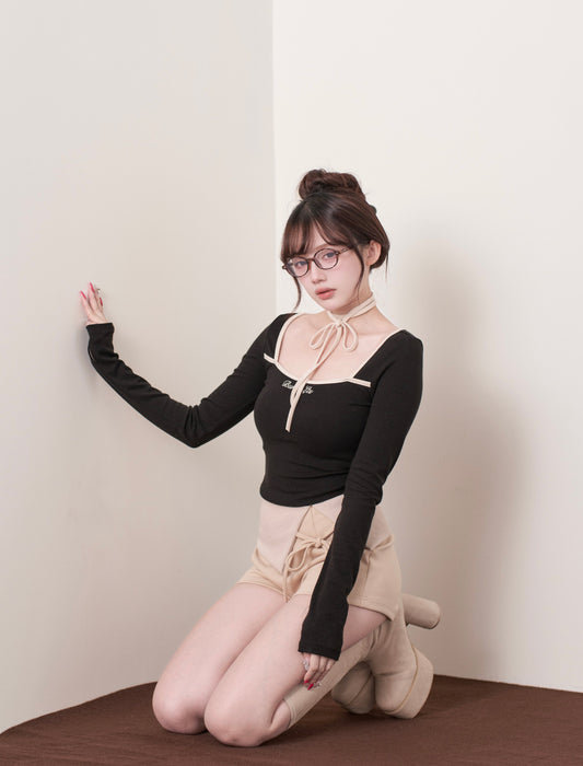 Choker ribbon top x lace-up shorts