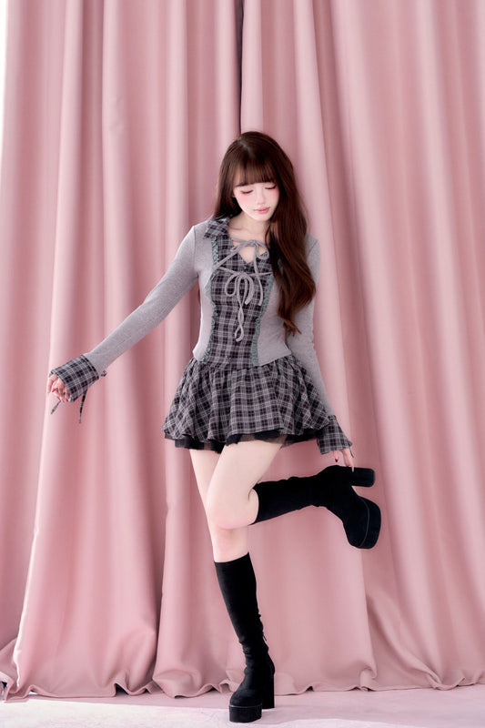 Flared mini skirt (checked and black)