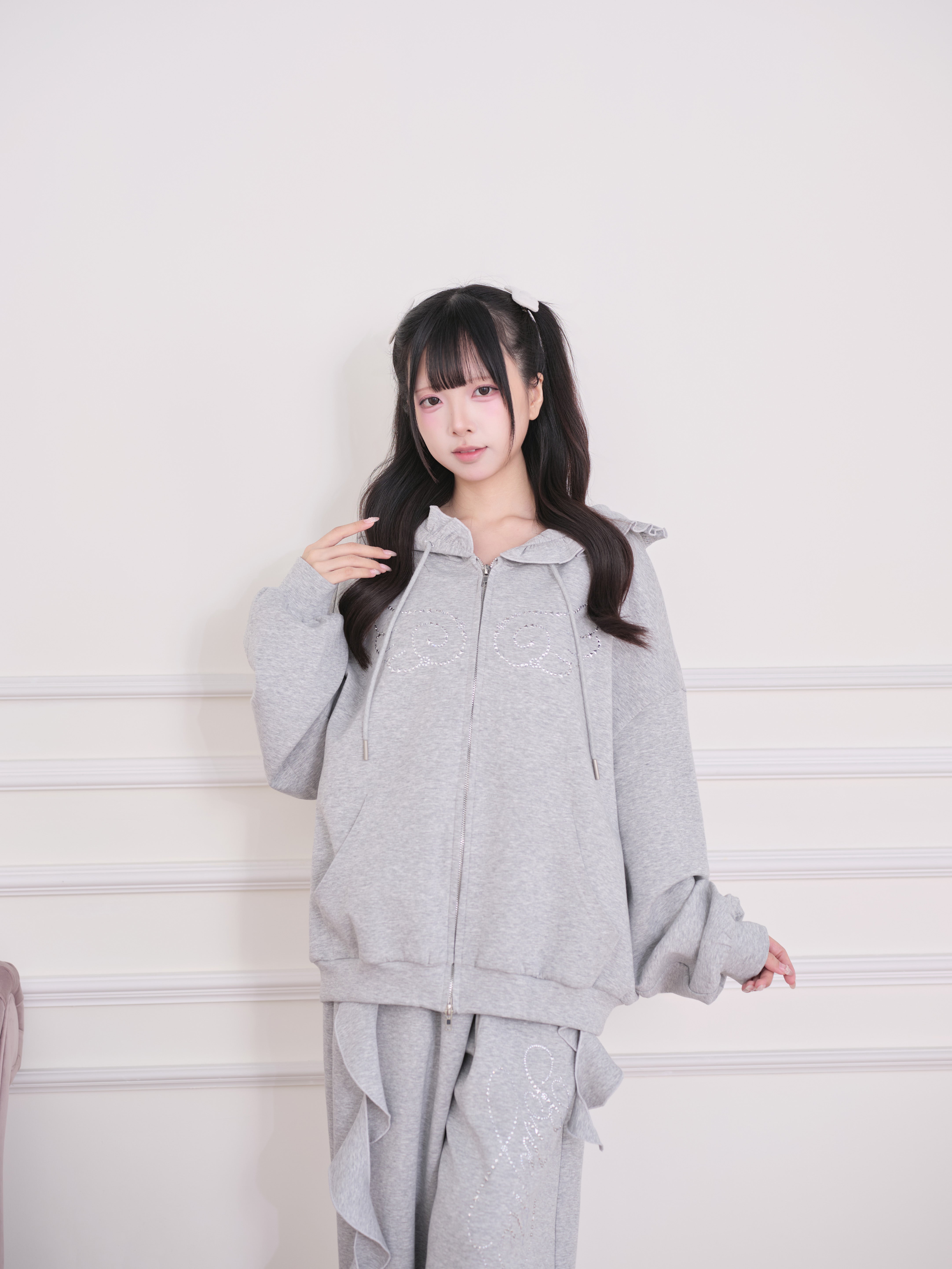 8.23新色ラインストーンパーカーセットアップ – NoGenki