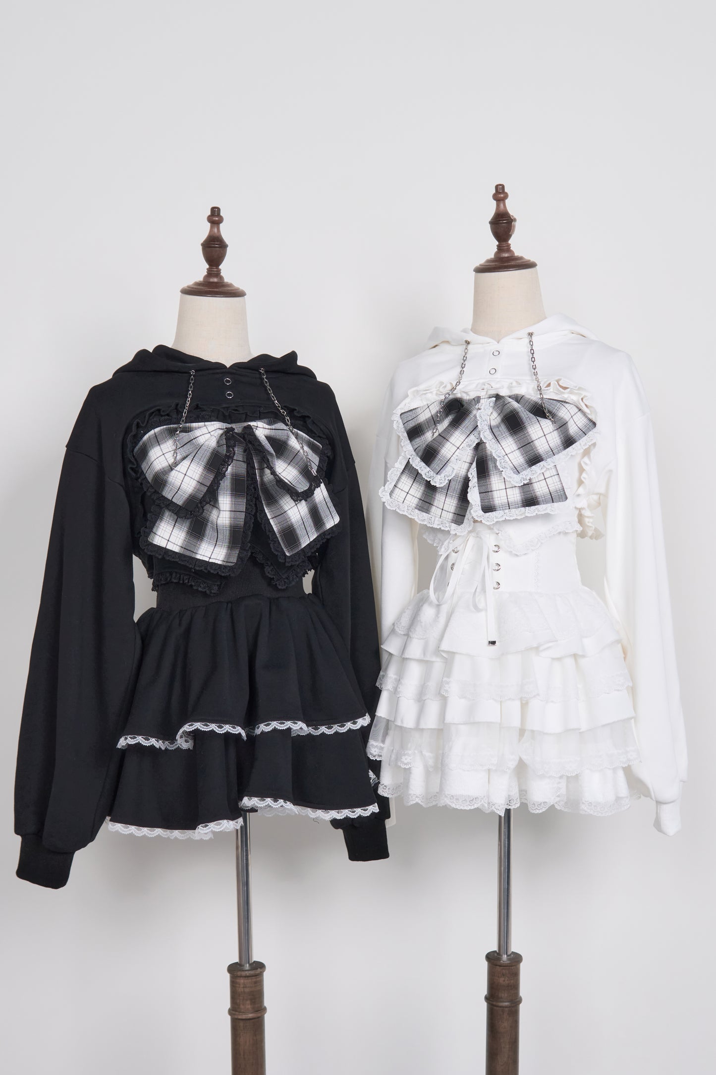 11.7日20時 チェックリボンキャミ×ショートフーディセット