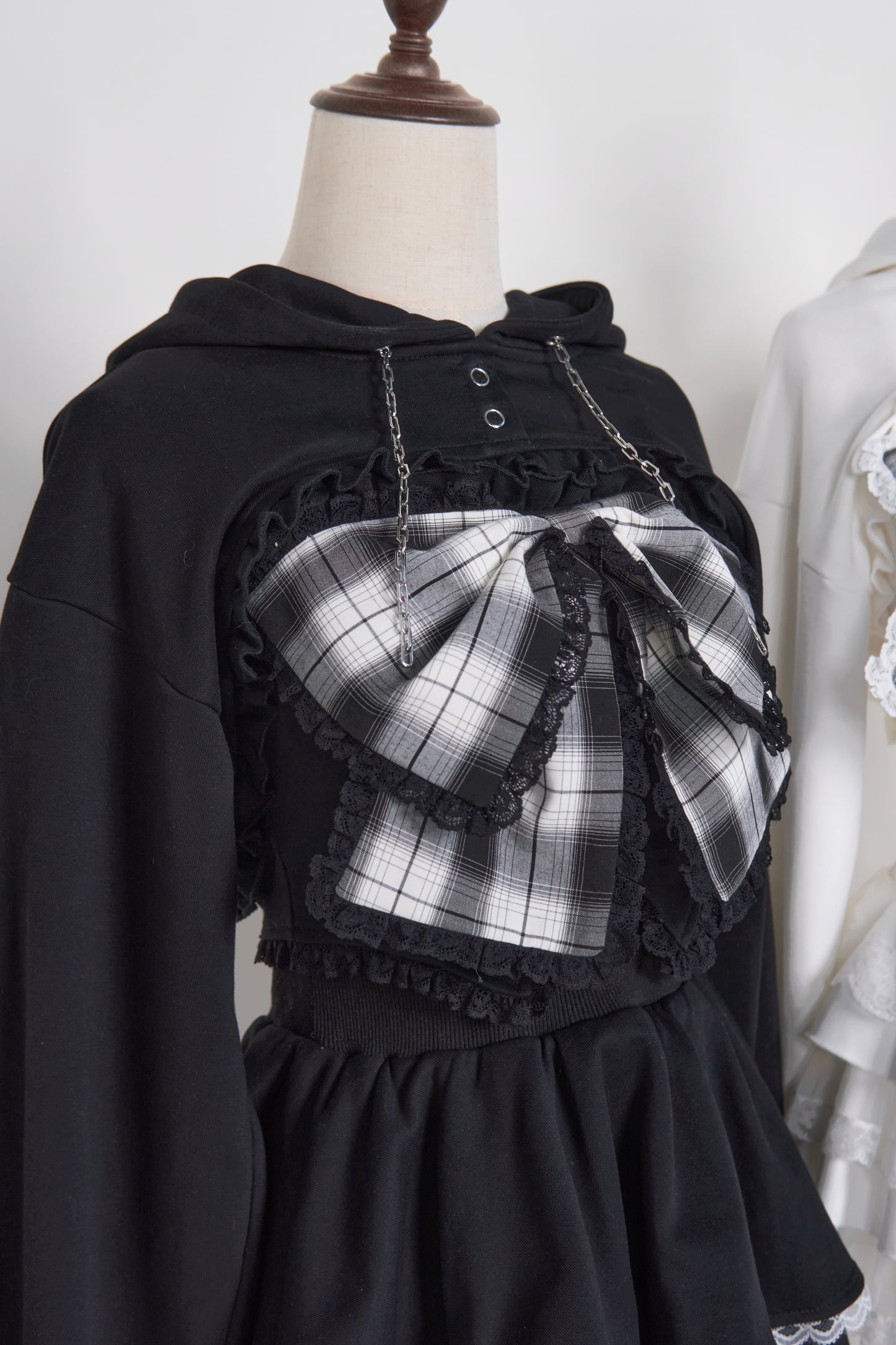 11.7日20時 チェックリボンキャミ×ショートフーディセット