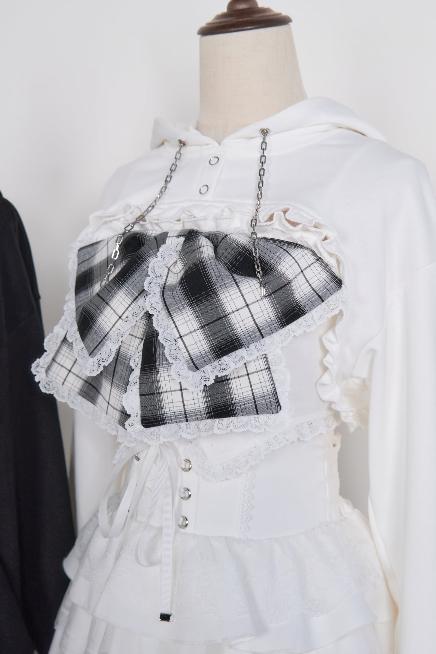 11.7日20時 チェックリボンキャミ×ショートフーディセット