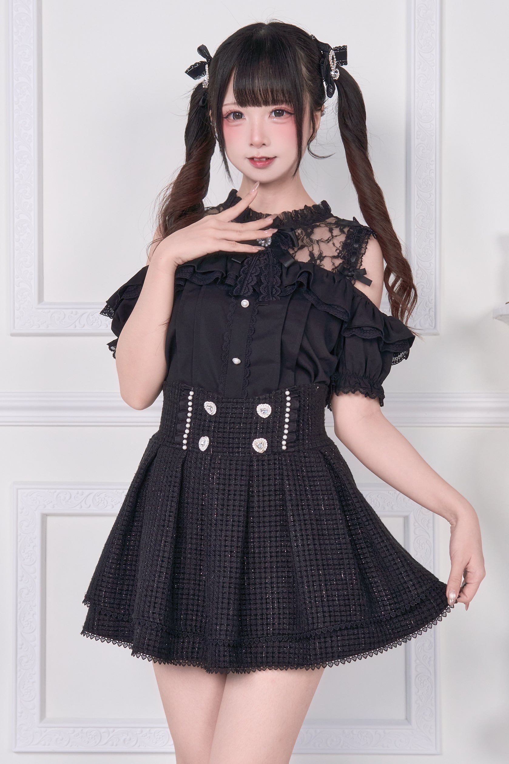 ELENDEEK フリル付きブラック半袖トップス ブラック フリル付き半袖トップス ガーリー - メルカリ