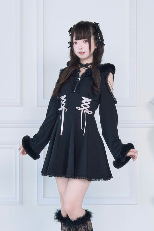 ファーフード付きカットワンピ