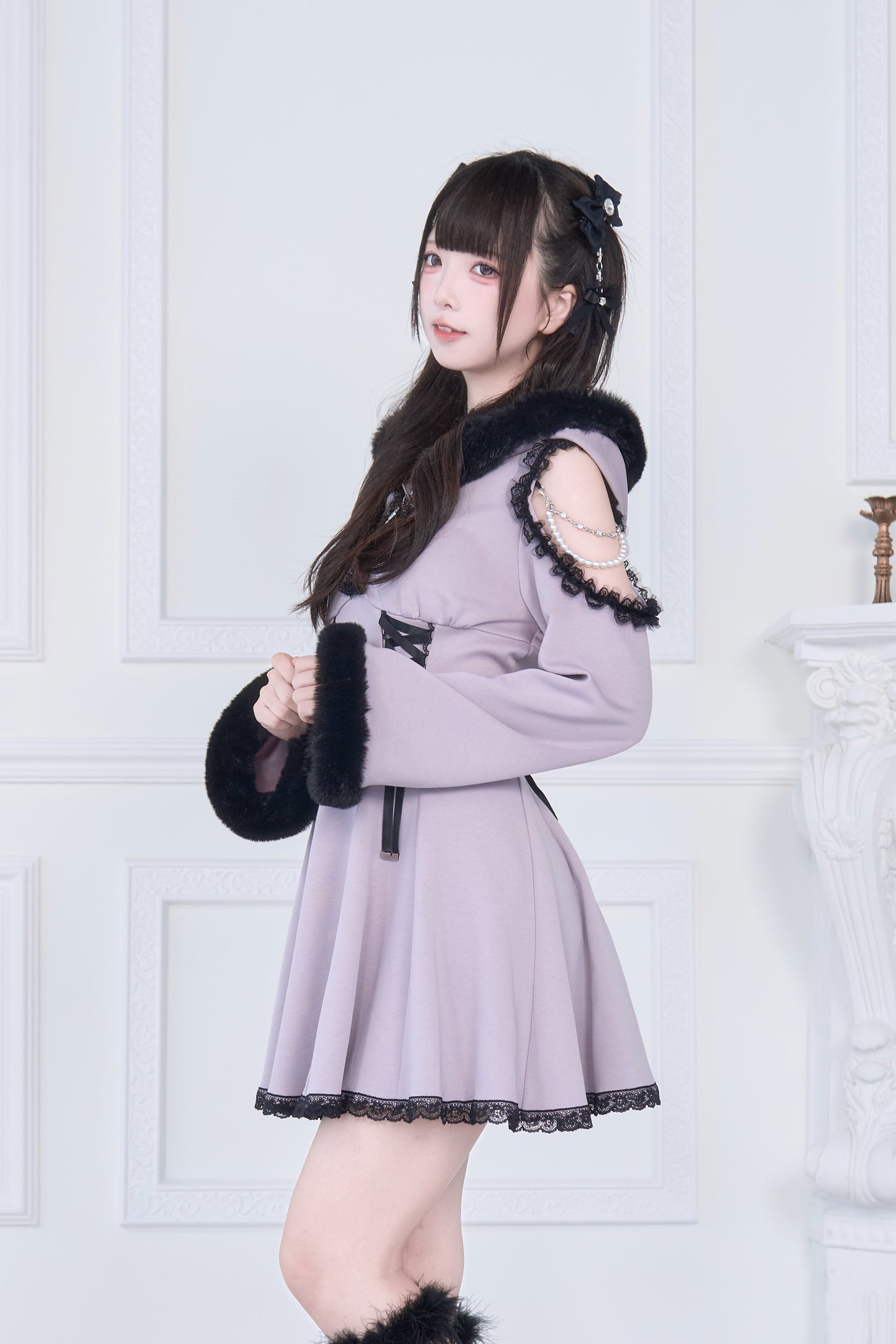 ファーフード付きカットワンピ