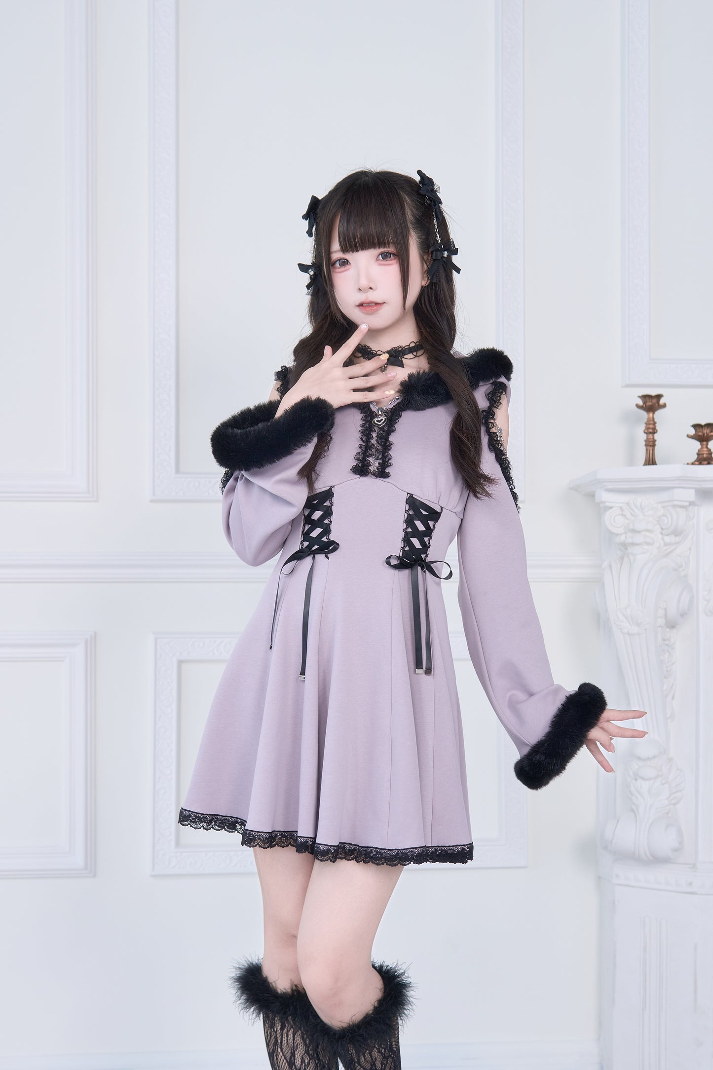 ファーフード付きカットワンピ
