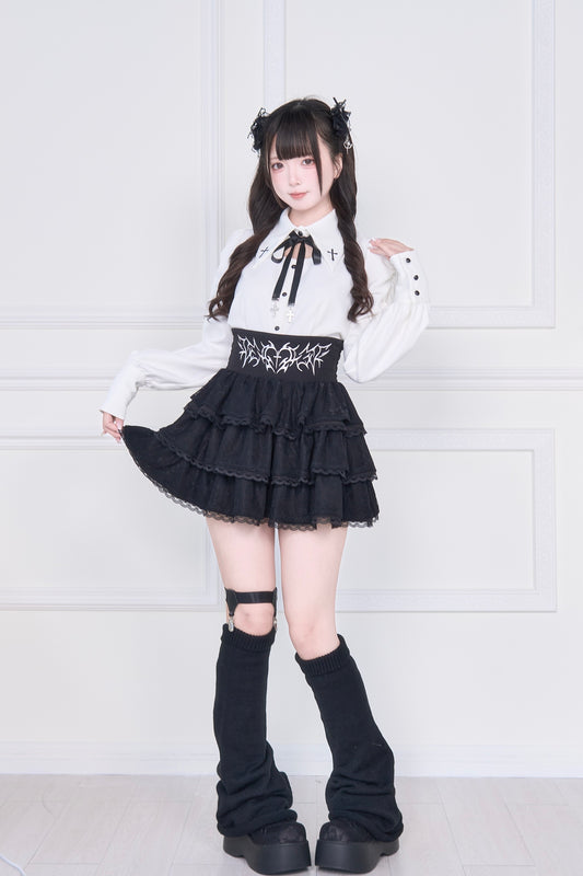 Cross-back lace-up blouse x subculture embroidered skirt