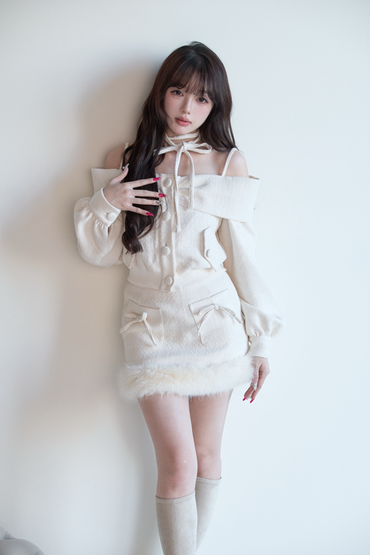 Tweed off-the-shoulder jacket set